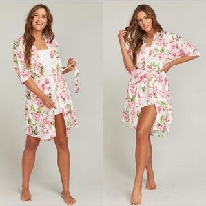 SHOW ME YOUR MUMU Brie Robe in Garden of Blooms OS